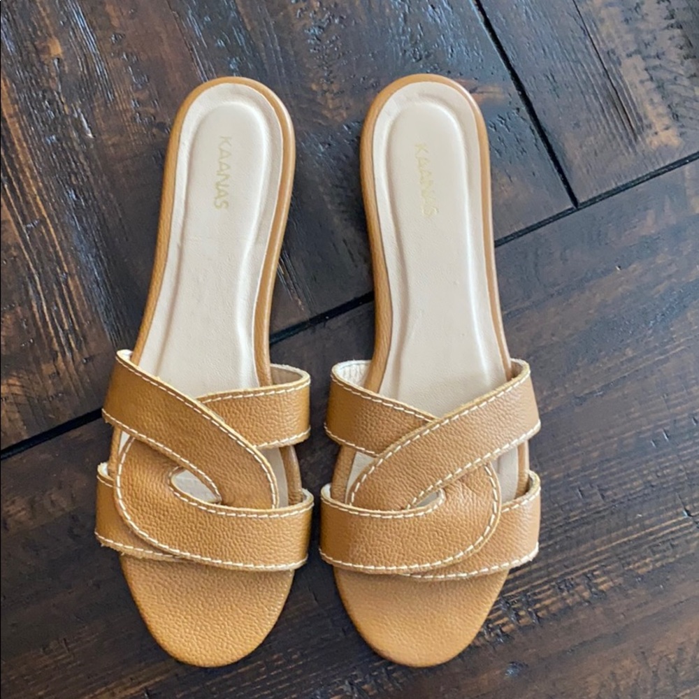 Kaanas sandals